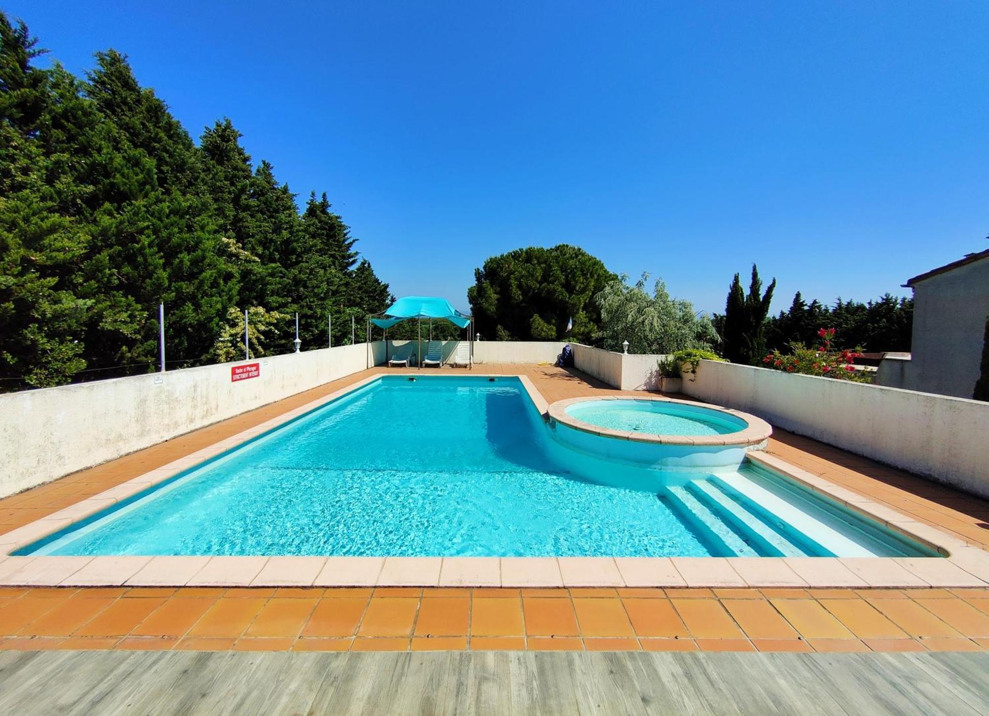 La Residence Faraday Carcassonne Exterior foto